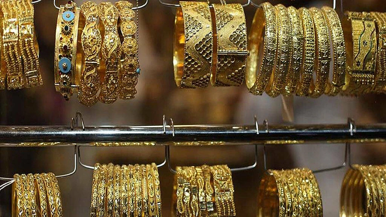 أسعار الذهب تتراجع في مصر خلال تعاملات يوم الأربعاء